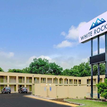 White Rock Inn サン・マーコス エクステリア 写真