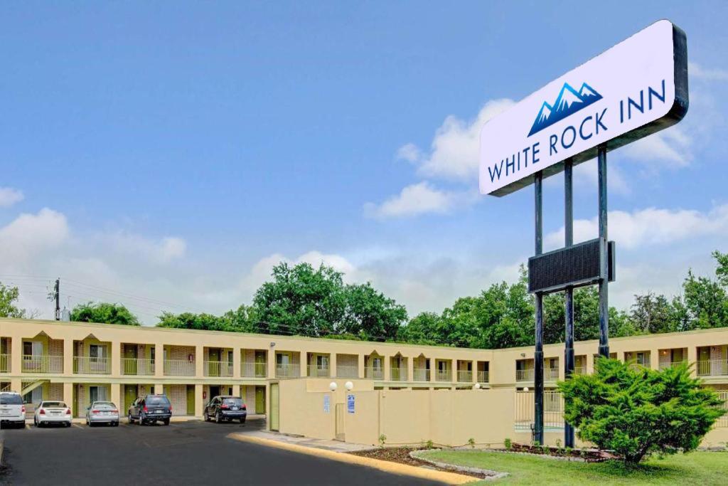White Rock Inn サン・マーコス エクステリア 写真